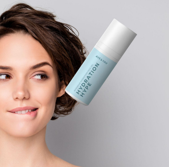 A model with AVE & YOU Hydration Hype intensive hydration gel